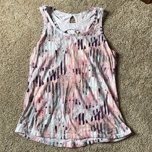 Women’s workout tank top